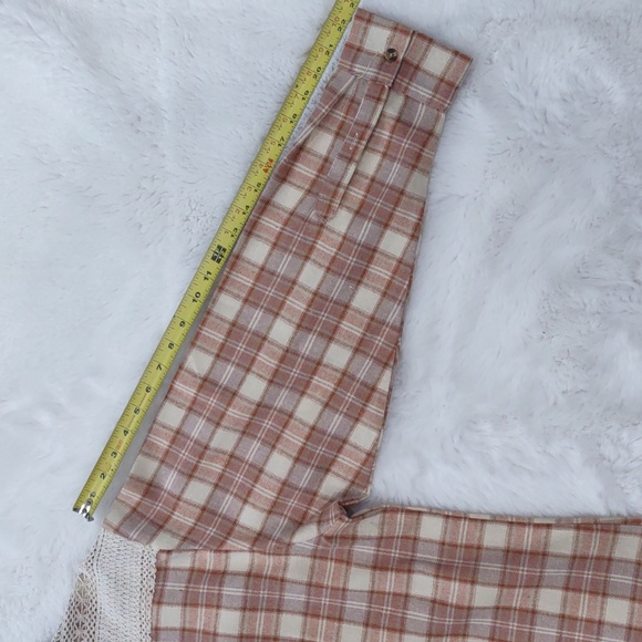 EDEN & OLIVIA LONG SLEEVE T-SHIRT. - Picture 13 of 17